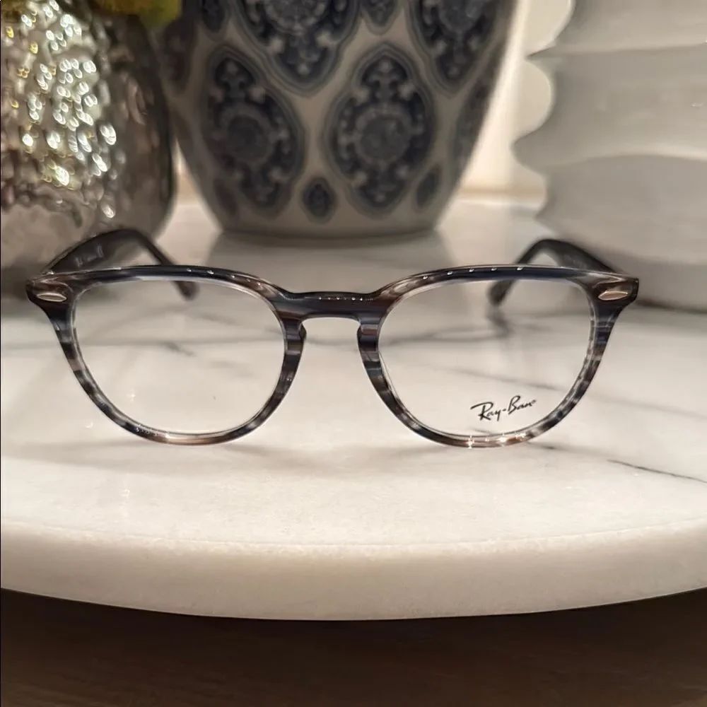 NWOT RayโBan RB71595750โ50020145